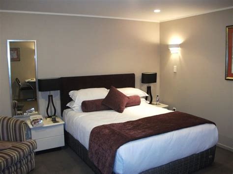 bed and breakfast epsom Hotels near Epsom on Swan Bed and Breakfast, Perth on Tripadvisor: Find 28,018 traveler reviews, 35,306 candid photos, and prices for 163 hotels near Epsom on Swan Bed and Breakfast in Perth, Australia